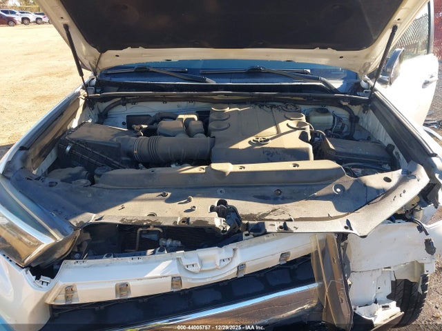 Toyota 4runner Limited 2015 JTEZU5JR4F5097684 Image 10