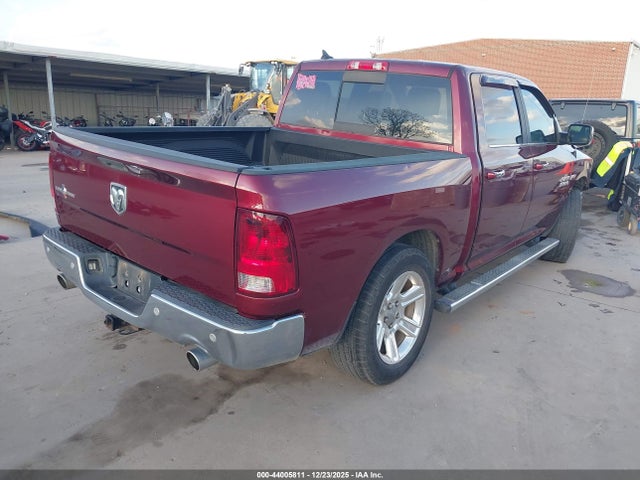 44005811 :رقم المزاد ، 1C6RR6LTXJS183331 vin ، 2018 Ram 1500 Lone Star Silver  4x2 5'7 Box مزاد بيع