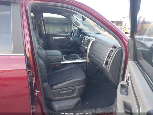44005811 :رقم المزاد ، 1C6RR6LTXJS183331 vin ، 2018 Ram 1500 Lone Star Silver  4x2 5'7 Box مزاد بيع