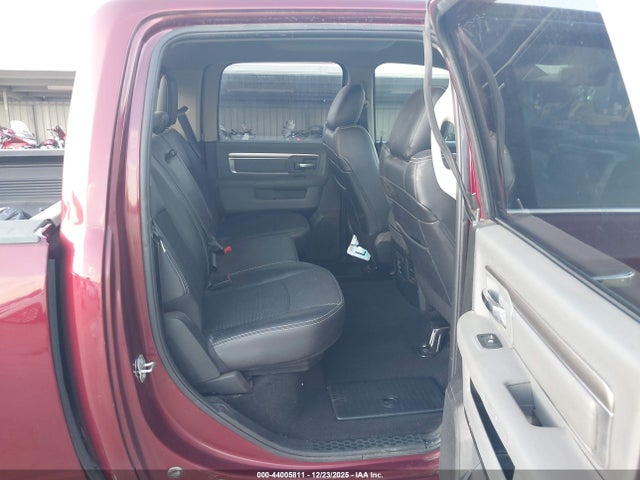 44005811 :رقم المزاد ، 1C6RR6LTXJS183331 vin ، 2018 Ram 1500 Lone Star Silver  4x2 5'7 Box مزاد بيع