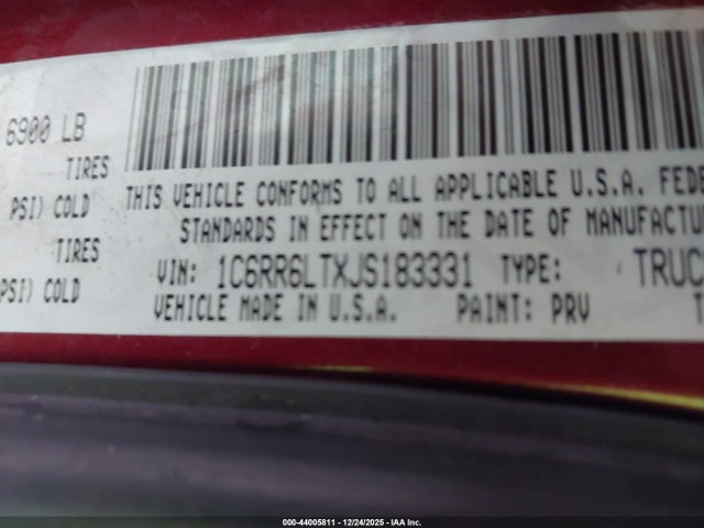 44005811 :رقم المزاد ، 1C6RR6LTXJS183331 vin ، 2018 Ram 1500 Lone Star Silver  4x2 5'7 Box مزاد بيع
