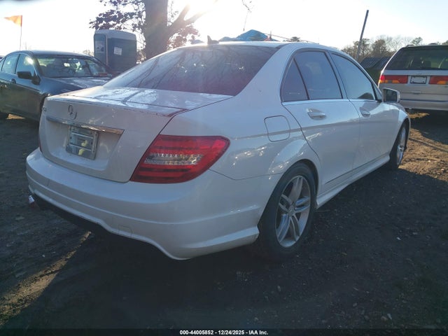 Aukcja sprzedaży 2014 Mercedes-benz C-class C 250 Sport, vin: WDDGF4HB1EG187151, numer aukcji: 44005852