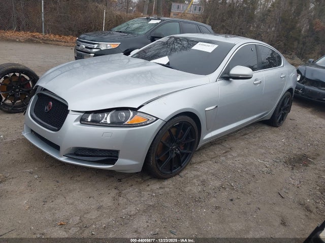 2015 JAGUAR XF SAJWJ0FF7F8U61565 Photo 1