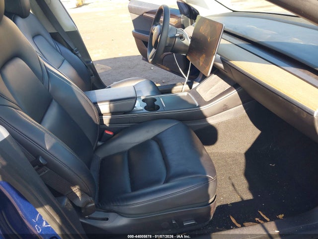 2021 TESLA MODEL 3 5YJ3E1EA5MF026901 Photo 4