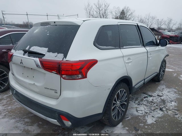 2018 MITSUBISHI OUTLANDER JA4AD3A39JZ032424 Photo 3