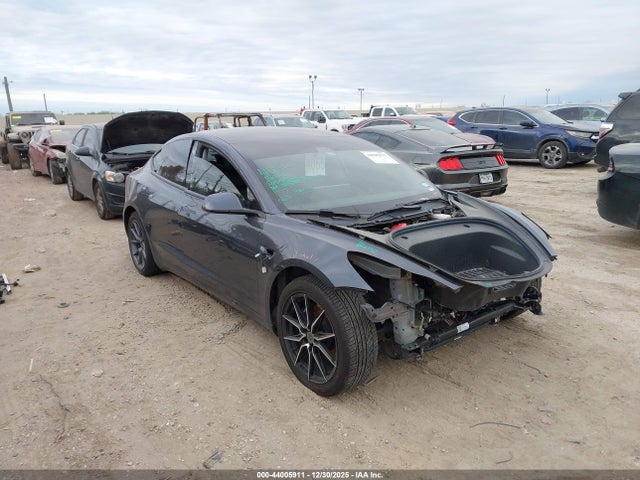 2021 TESLA MODEL 3 5YJ3E1EB8MF066723 Photo 0