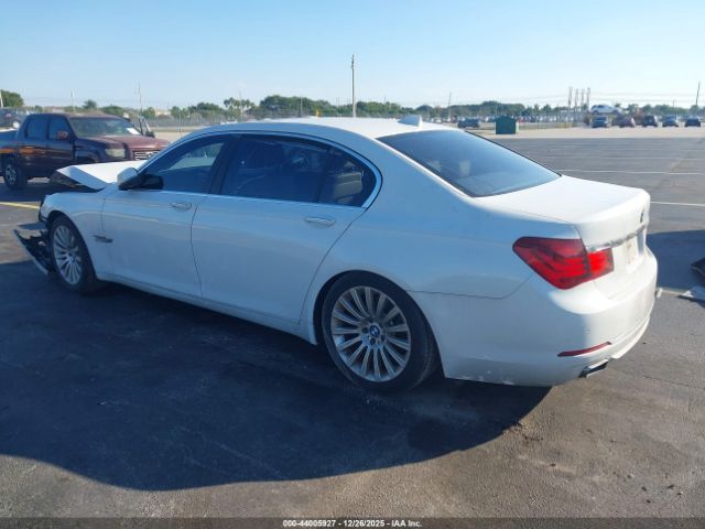 2013 BMW 740LI WBAYE4C51DD137592 Photo 2