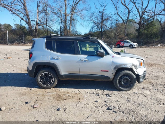 Jeep Renegade Trailhawk 2016 ZACCJBCT5GPD94336 Image 14