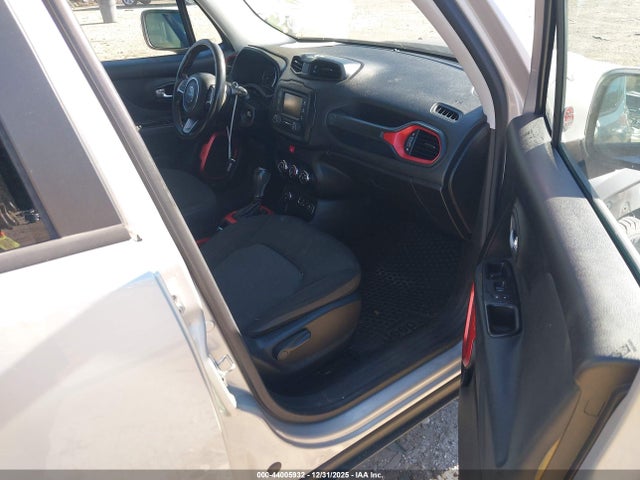 Jeep Renegade Trailhawk 2016 ZACCJBCT5GPD94336 Image 5