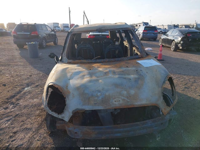 2014 MINI COUNTRYMAN WMWZC3C52EWT00177 Photo 5