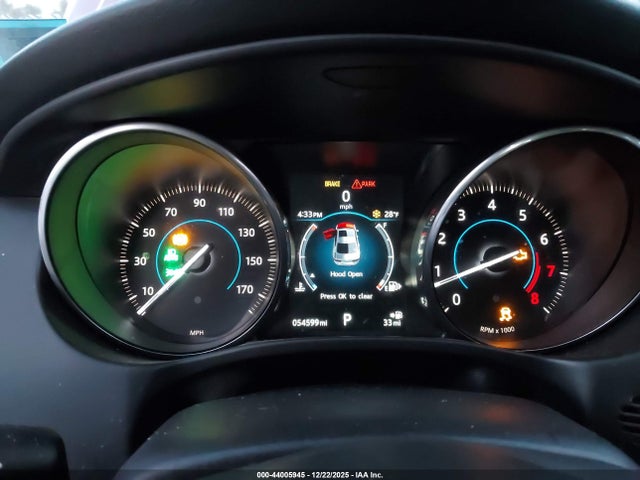 2017 JAGUAR XE SAJAJ4BV2HA968769 Photo 6
