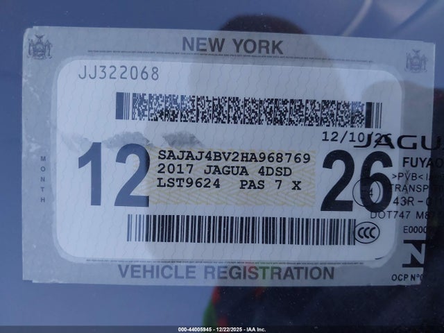2017 JAGUAR XE SAJAJ4BV2HA968769 Photo 8