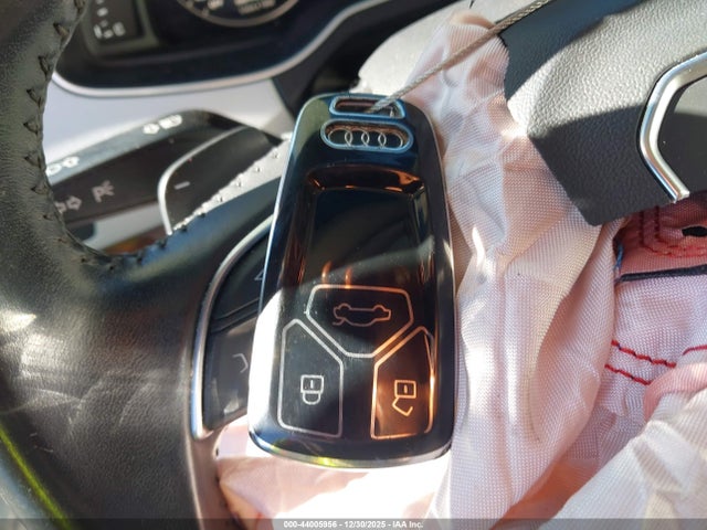 Aukcja sprzedaży 2019 Audi Q7 45 Premium, vin: WA1LHAF75KD015972, numer aukcji: 44005956