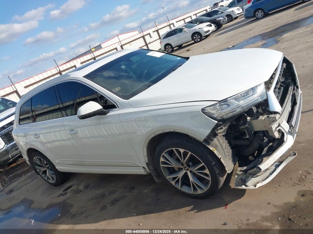 Aukcja sprzedaży 2019 Audi Q7 45 Premium, vin: WA1LHAF75KD015972, numer aukcji: 44005956