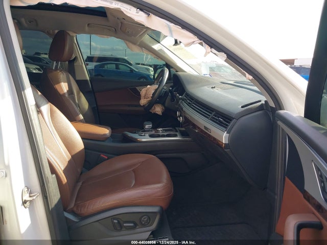Aukcja sprzedaży 2019 Audi Q7 45 Premium, vin: WA1LHAF75KD015972, numer aukcji: 44005956