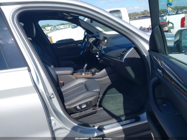 2019 BMW X3 5UXTR7C53KLE94120 Photo 4