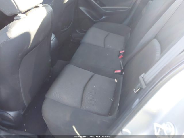 2018 MAZDA MAZDA3 3MZBN1U72JM164496 Photo 4