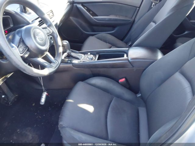 2018 MAZDA MAZDA3 3MZBN1U72JM164496 Photo 7