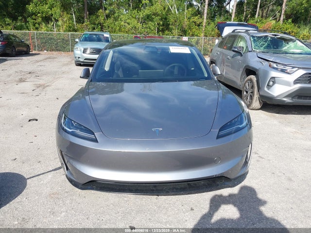 Tesla Model 3 Performance All-wheel Drive 2025 5YJ3E1ET8SF953826 Image 11