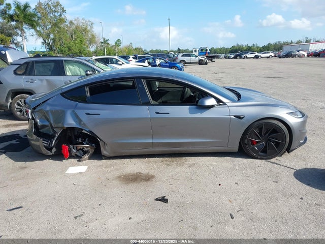 Tesla Model 3 Performance All-wheel Drive 2025 5YJ3E1ET8SF953826 Image 12