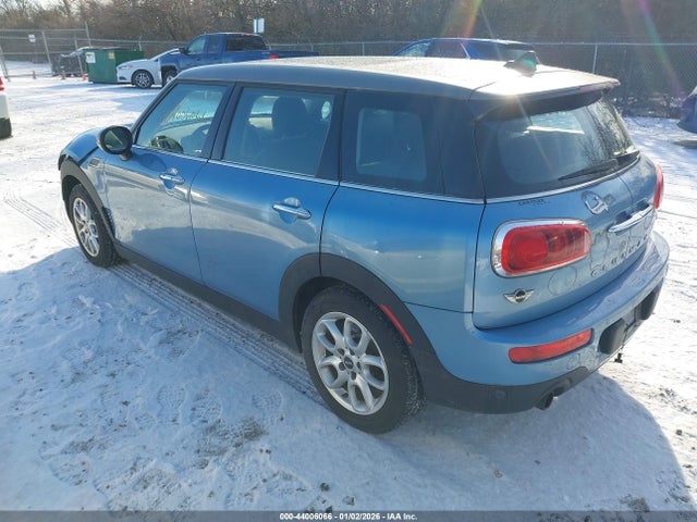 2017 MINI CLUBMAN WMWLN5C58H2E32810 Photo 2