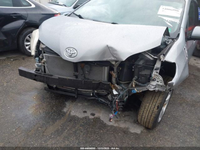 2014 TOYOTA SIENNA 5TDKK3DC1ES412831 Photo 5