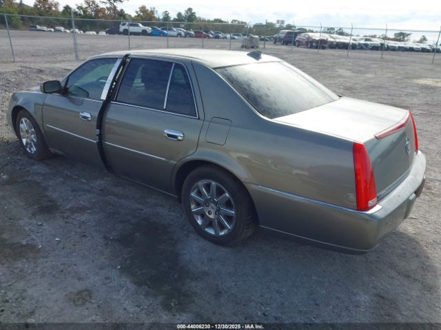 2011 CADILLAC DTS 1G6KH5E6XBU144732 Photo 2