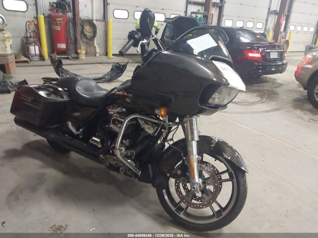 2018 HARLEY-DAVIDSON FLTRX 1HD1KHC16JB638727