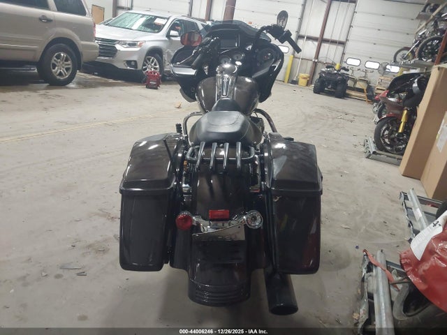 2018 HARLEY-DAVIDSON FLTRX 1HD1KHC16JB638727 Photo 5