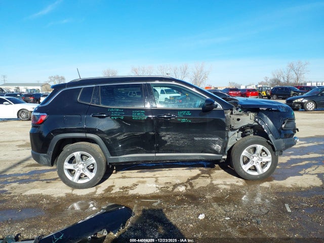 3C4NJDBN9PT560003 Jeep Compass Latitude 4x4