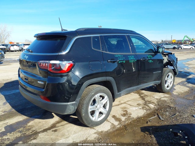 3C4NJDBN9PT560003 Jeep Compass Latitude 4x4
