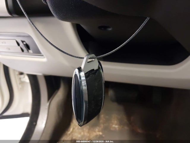 2009 JAGUAR XF SAJWA07C791R05142 Photo 10