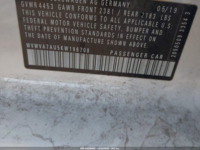 2019 VOLKSWAGEN GOLF R WVWVA7AU5KW196708 Photo 8