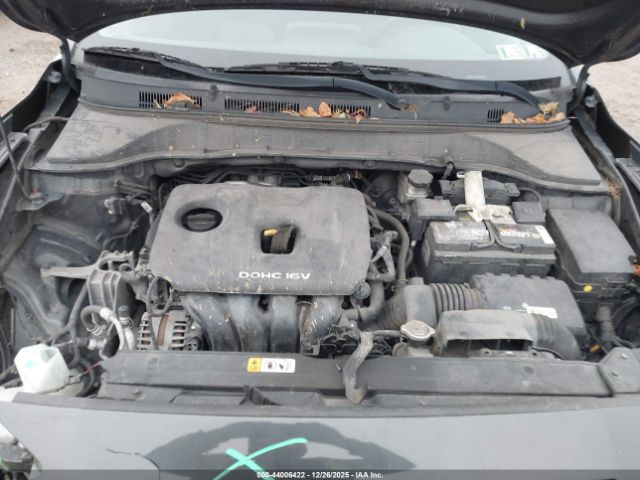 2019 HYUNDAI KONA KM8K12AA0KU267333 Photo 9