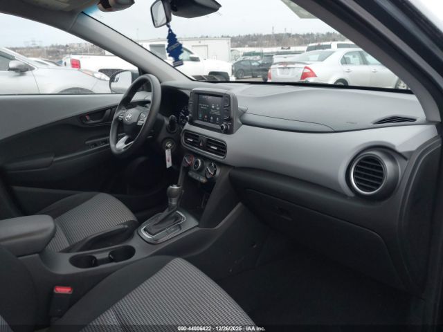 2019 HYUNDAI KONA KM8K12AA0KU267333 Photo 4