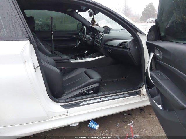 2016 BMW M235I WBA1J9C54GV372156 Photo 4