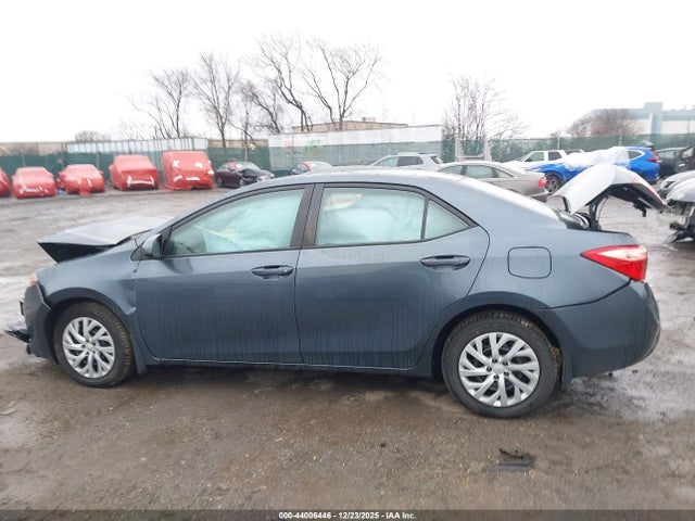 2T1BURHE1JC048440 Toyota COROLLA LE