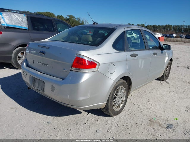 2010 FORD FOCUS 1FAHP3FN1AW253898 Photo 3