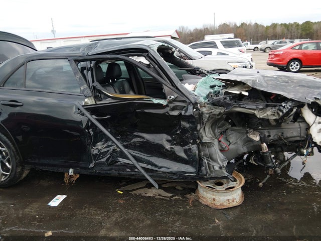 Aukcja sprzedaży 2016 Chrysler 300 300s, vin: 2C3CCABT4GH164167, numer aukcji: 44006483