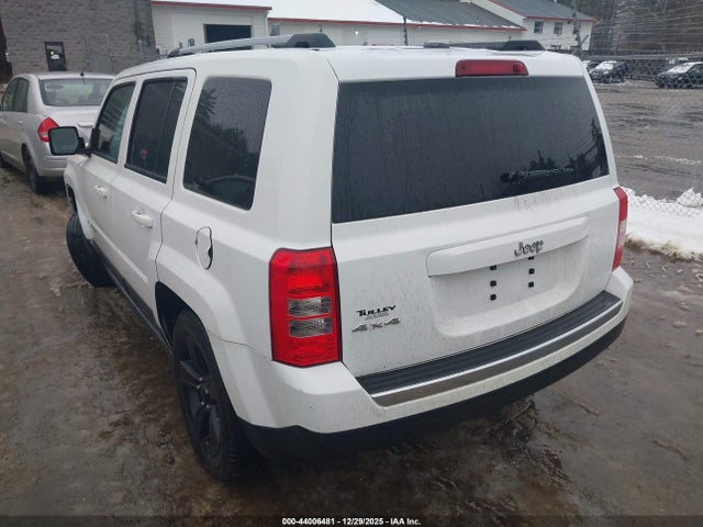 2012 JEEP PATRIOT 1C4NJRFB3CD689383 Photo 2