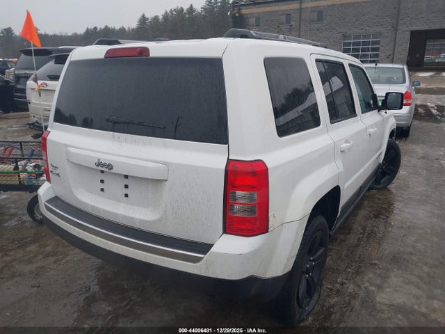 2012 JEEP PATRIOT 1C4NJRFB3CD689383 Photo 3
