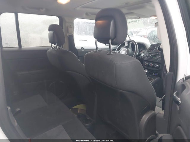 2012 JEEP PATRIOT 1C4NJRFB3CD689383 Photo 7