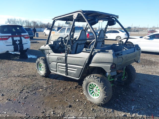 44006558 :رقم المزاد ، JKBRFCC16FB502672 vin ، 2015 Kawasaki Krf800 C مزاد بيع