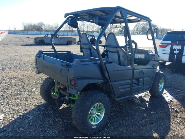 44006558 :رقم المزاد ، JKBRFCC16FB502672 vin ، 2015 Kawasaki Krf800 C مزاد بيع