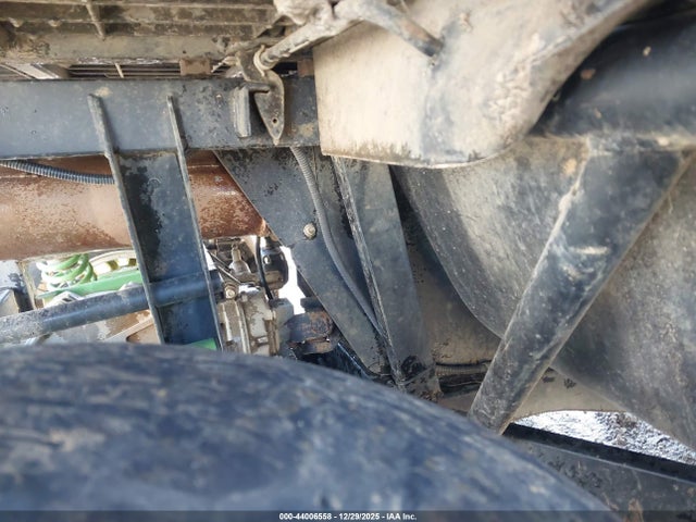 44006558 :رقم المزاد ، JKBRFCC16FB502672 vin ، 2015 Kawasaki Krf800 C مزاد بيع