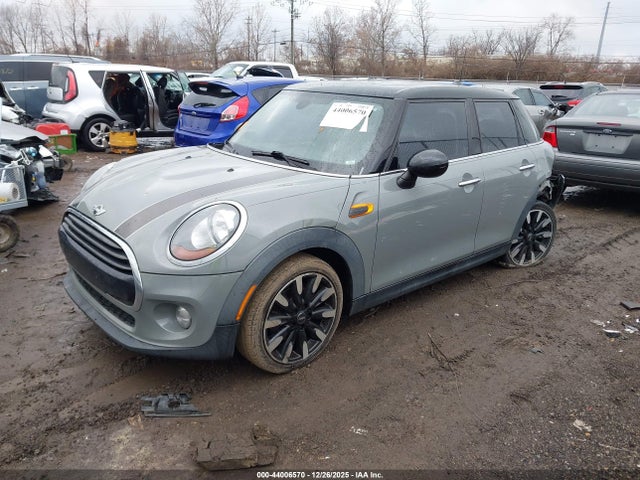 2016 MINI HARDTOP WMWXU1C56G2D12029 Photo 1