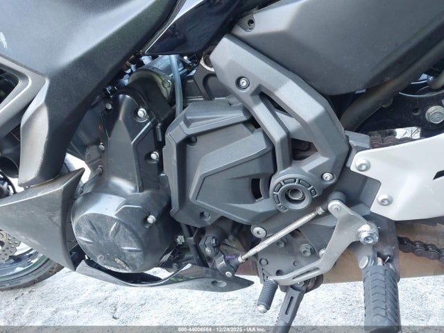 2024 KAWASAKI EX650 ML5EXER19RDAB3824 Photo 8