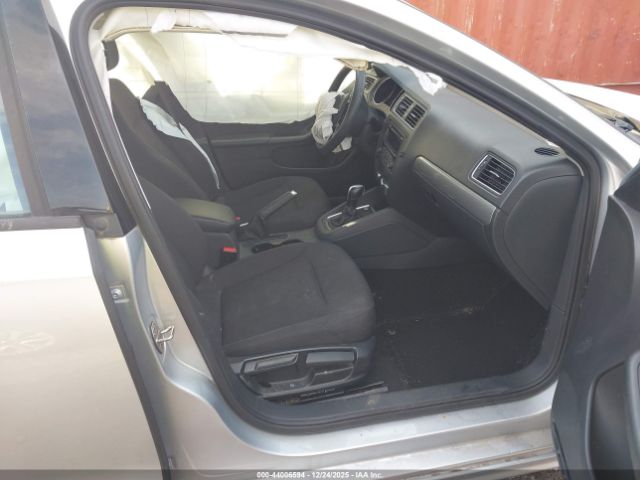 2015 VOLKSWAGEN JETTA 3VWD07AJXFM278084 Photo 4