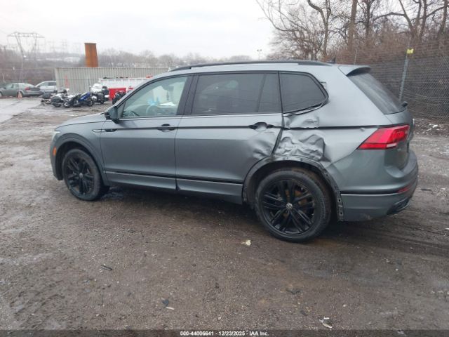 2022 VOLKSWAGEN TIGUAN 3VV8B7AX2NM008088 Photo 2