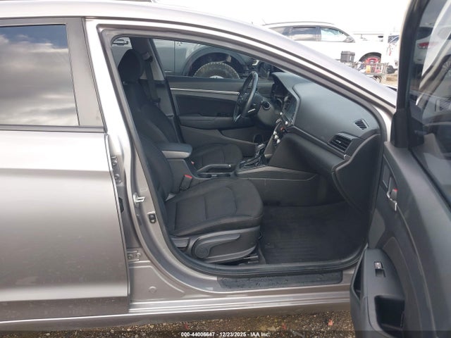 KMHD84LF1LU918298 Hyundai Elantra Value Edition